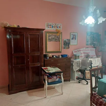 Morghy Style Appartments דירה